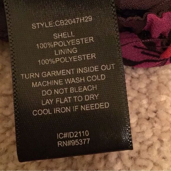 Sanctuary Floral Twist Front Crop Top - Picture 6 of 7